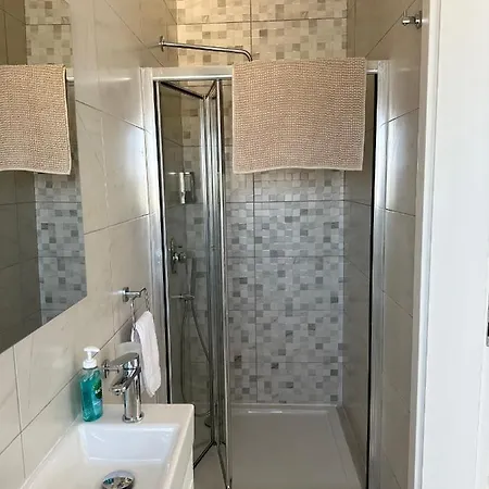 2 Bedroom Penthouse * Sliema