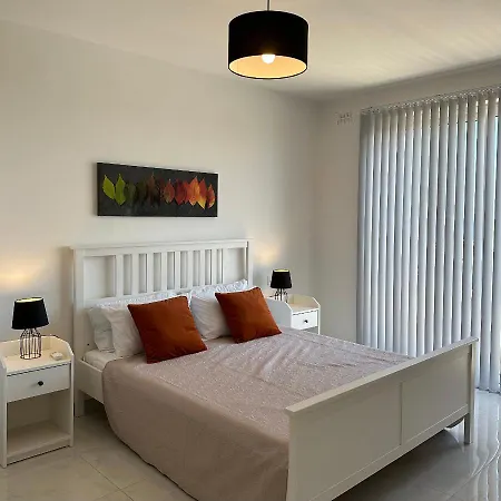 2 Bedroom Penthouse Apartment *