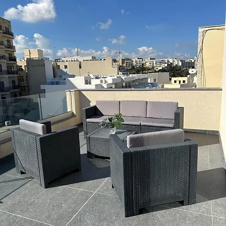 Apartment 2 Bedroom Penthouse Sliema