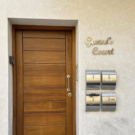 2 Bedroom Penthouse Apartment *