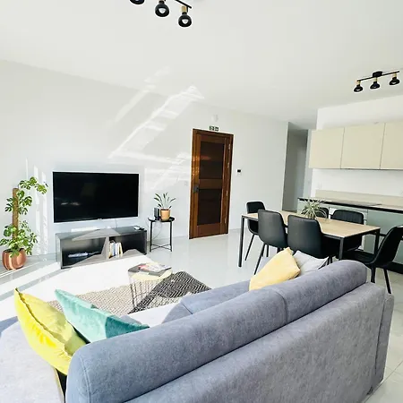Apartment 2 Bedroom Penthouse Sliema